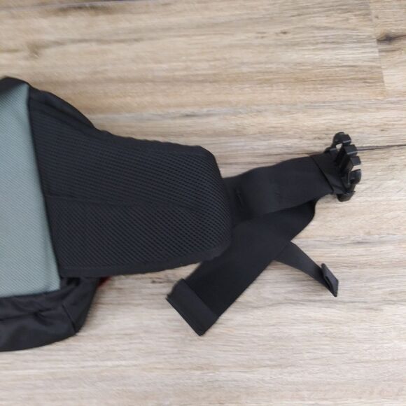 CAMELBAK Waist Lumbar Fanny Bag Red Silver NO BLADDER Hiking Camping Outdoors - Picture 7 of 12